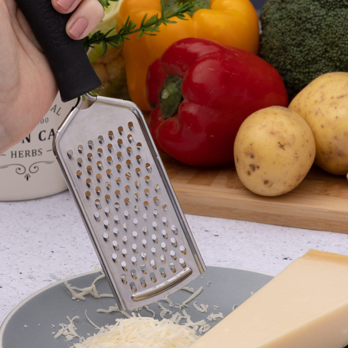 Essentials S/S Grater