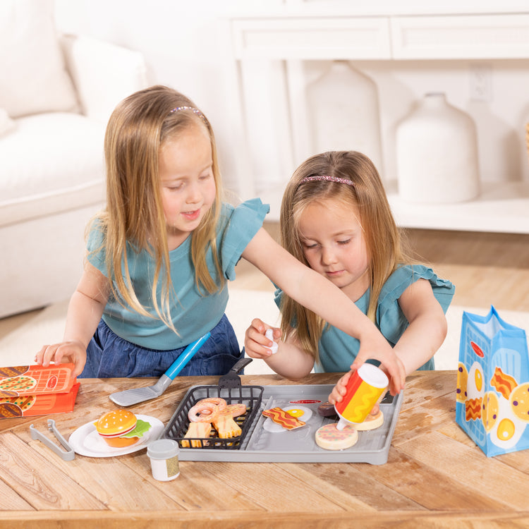 Melissa & Doug Flip N Fry Playset