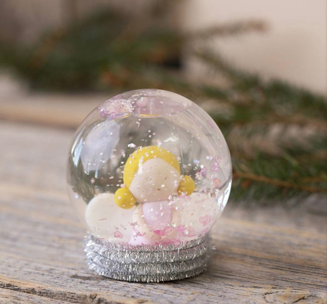 Snow Globe DIY