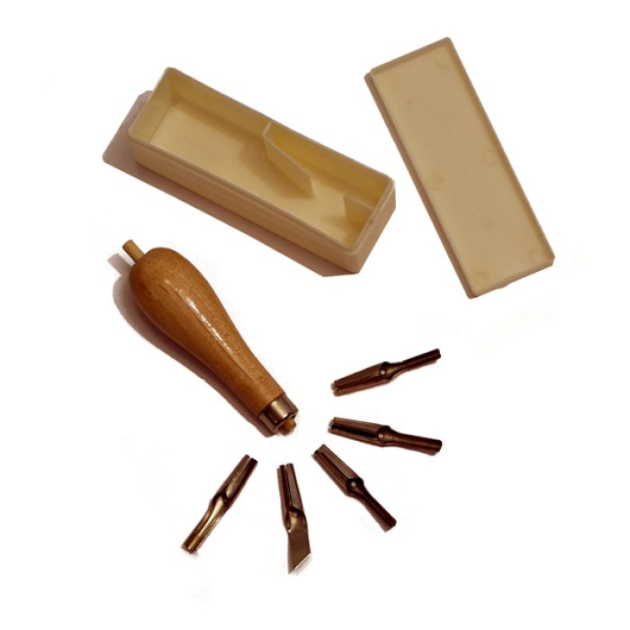 Lino Handle + 5 Blades