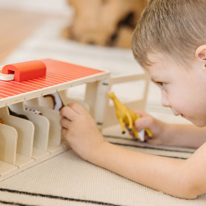 Melissa & Doug Show Horse Stable