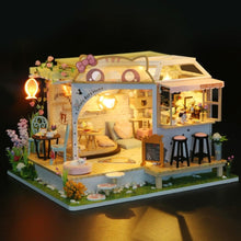 Cat Cafe Garden Minature House
