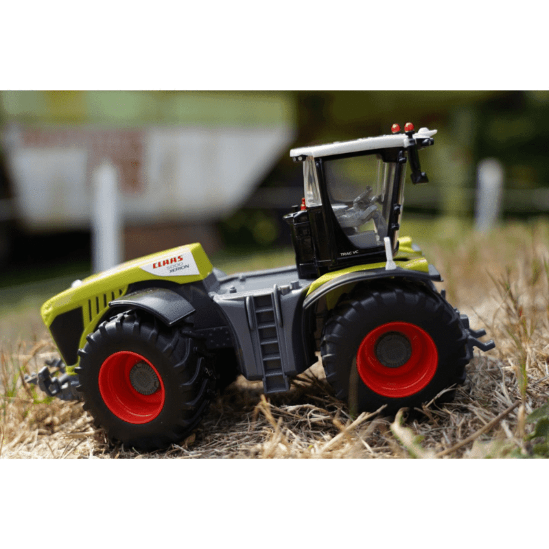 Britains Claas Xerion 5000 Tractor