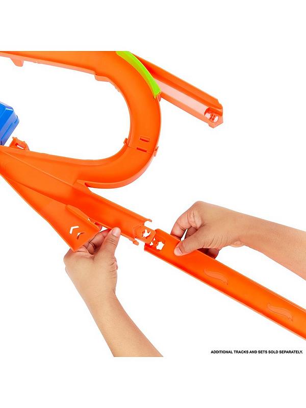 Hot Wheels Stunt Track Motorised Big Air Crash