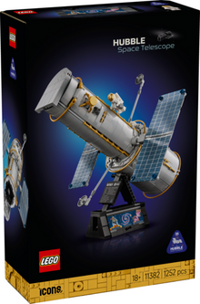 LEGO 11382 Hubble Space Telescope