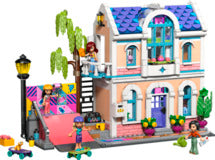LEGO 42687 Friends Lianns Family House