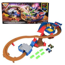 Monster Jam 1:64 Supercharger Speedway Playset
