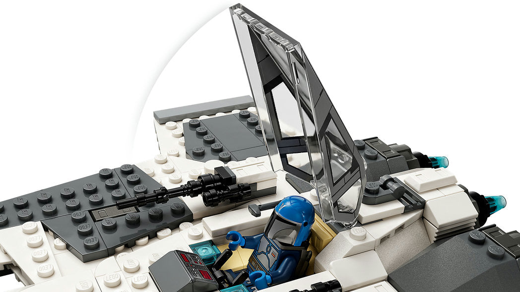 LEGO 75348 Mandalorian Fang Fighter vs. TIE Interceptor