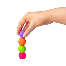 Textured Magnetic Balls 4pk