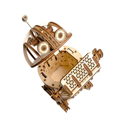 Woodtrick Space Junk Robot