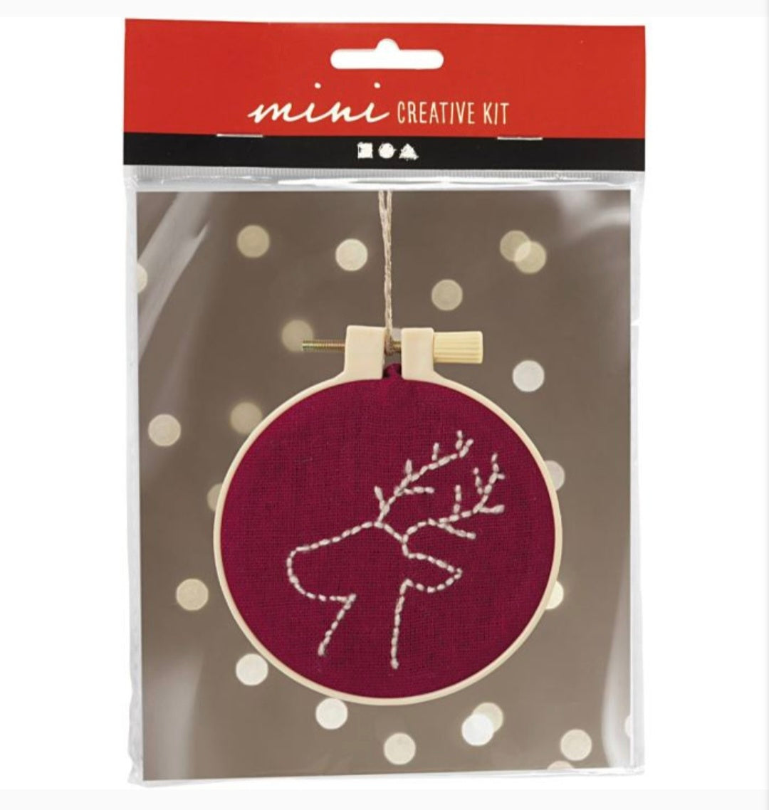 Mini Craft Kit Embroidery Reindeer