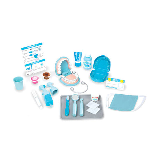 MELISSA & DOUG SUPER SMILE DENTIST PLAY SET