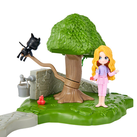 Harry Potter Small Doll Location Playset - Care of Magical Creatures