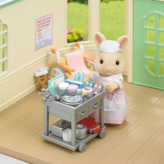 COUNTRY NURSE SYLVANIAN