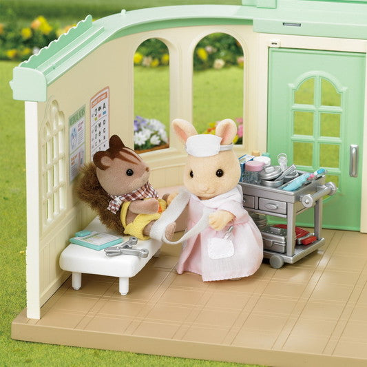 COUNTRY NURSE SYLVANIAN