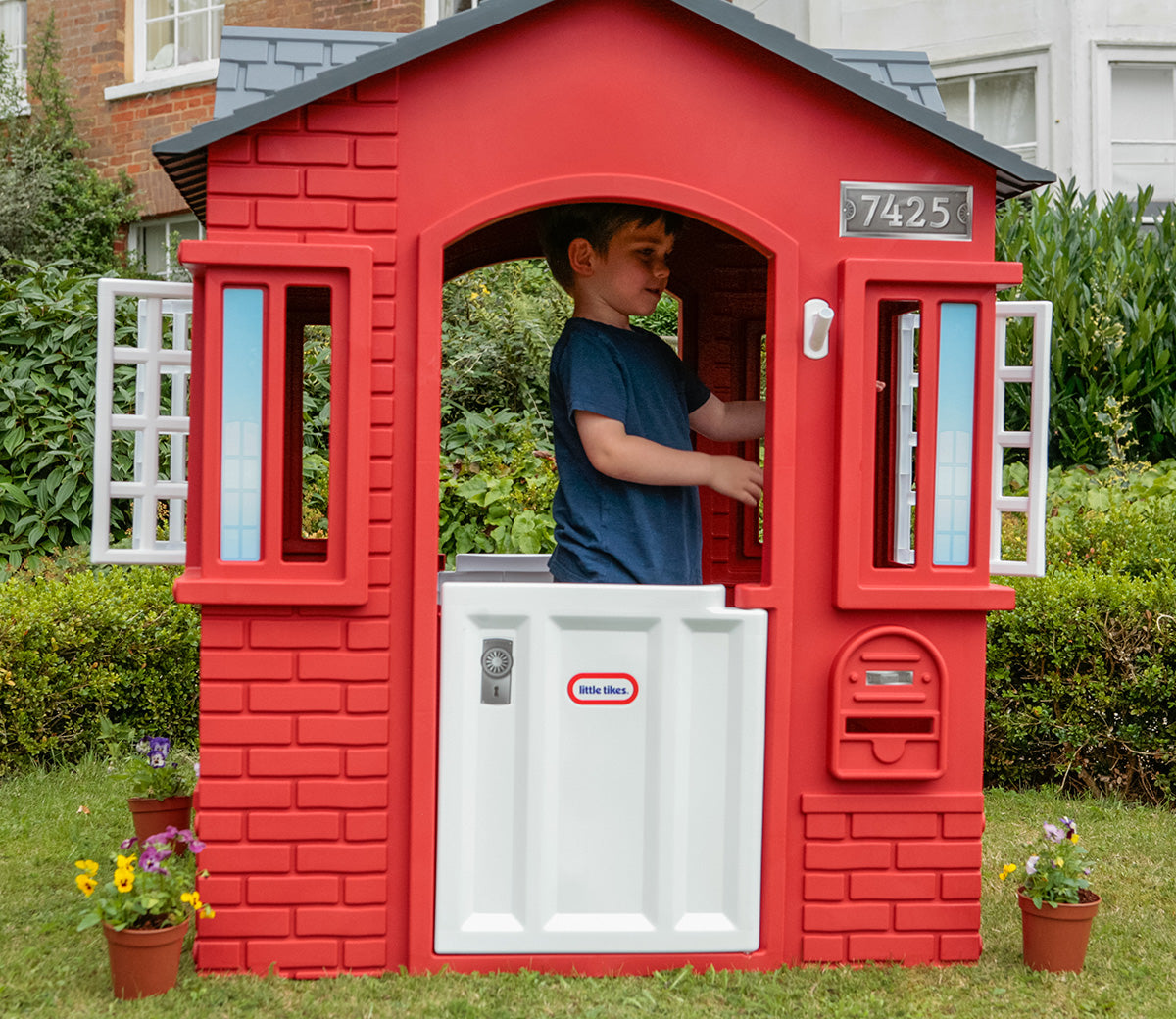 Little Tikes Cape Cottage Red
