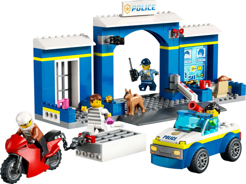 LEGO 60370 City Police Station Chase