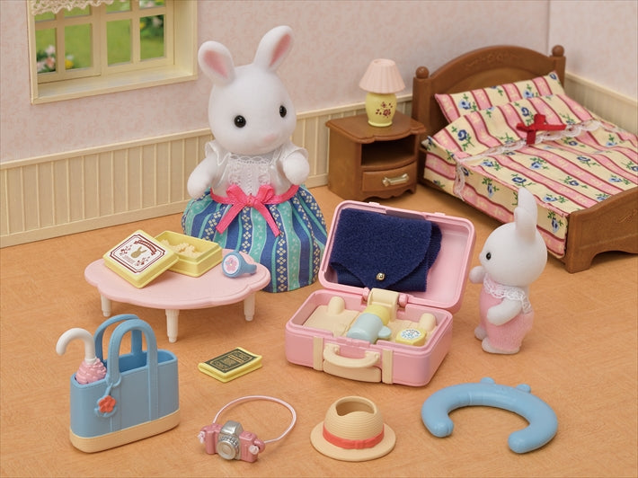SYLVANIAN WEEKEND TRAVEL SET